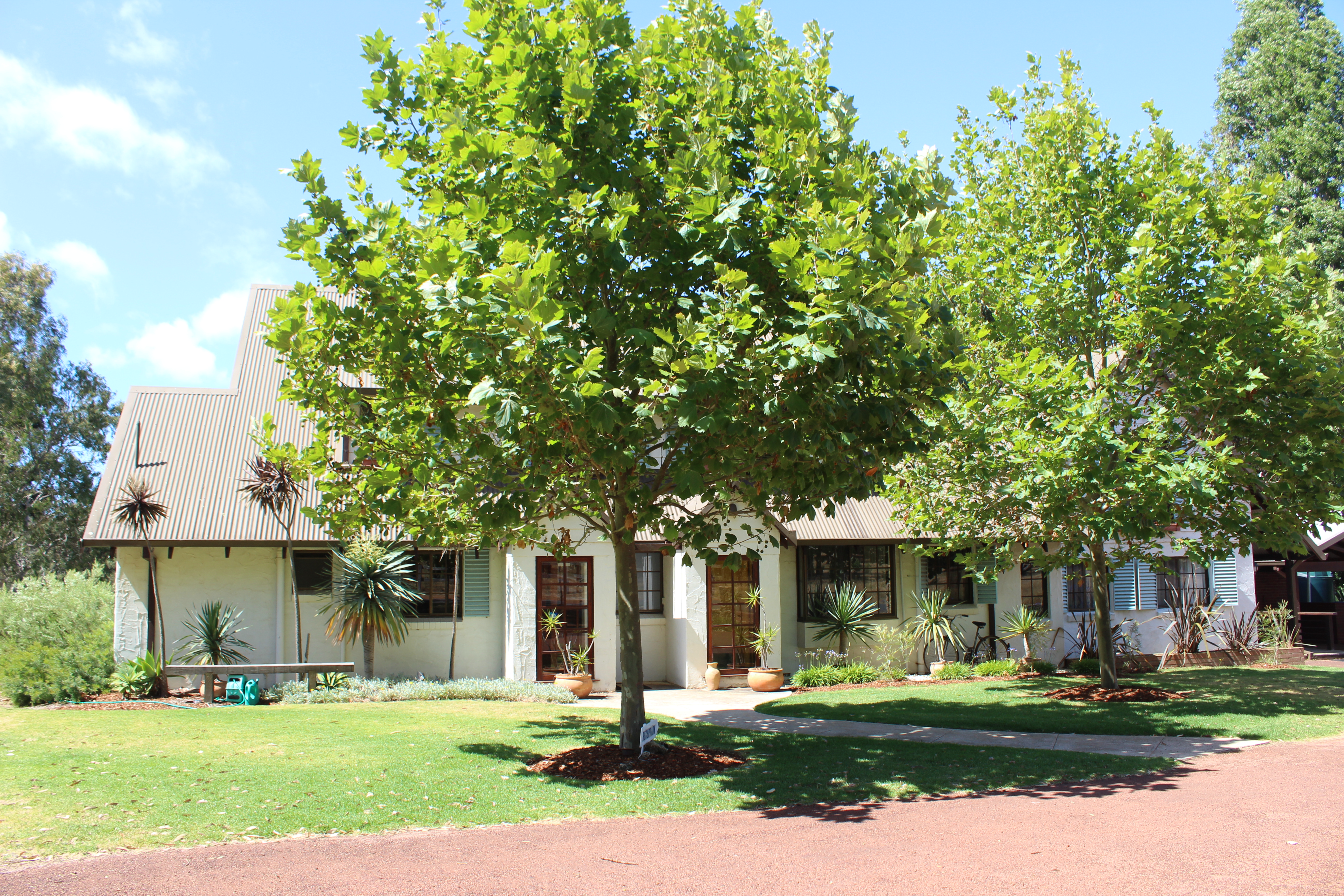 Sienna Estate exterior